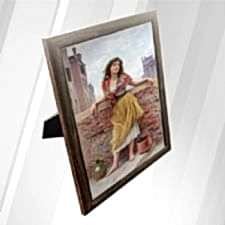 Güzel Kadın Halı Çerceve